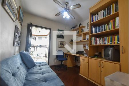 Apartamento à venda com 152m², 4 quartos e 3 vagasQuarto 04