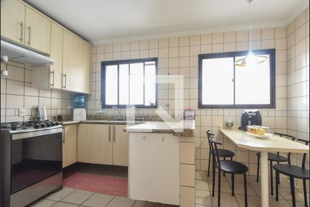 Apartamento à venda com 152m², 4 quartos e 3 vagasCozinha
