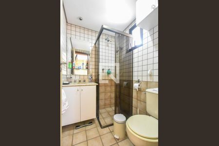 Apartamento à venda com 152m², 4 quartos e 3 vagasBanheiro Suíte 02