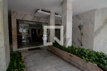 Apartamento à venda com 35m², 1 quarto e sem vaga Apartamento à venda com 35m², 1 quarto e sem vagaHall de Entrada