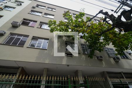 Apartamento à venda com 35m², 1 quarto e sem vaga Apartamento à venda com 35m², 1 quarto e sem vagaFachada