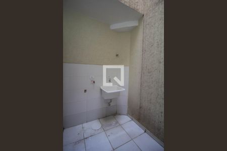 Casa de condomínio à venda com 63m², 2 quartos e 1 vaga Casa de condomínio à venda com 63m², 2 quartos e 1 vagaÁrea de Serviço