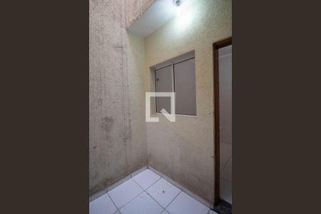 Casa de condomínio à venda com 63m², 2 quartos e 1 vaga Casa de condomínio à venda com 63m², 2 quartos e 1 vagaÁrea de Serviço