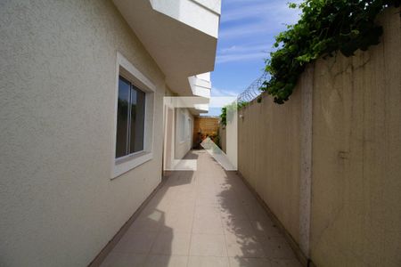 Casa de condomínio à venda com 63m², 2 quartos e 1 vaga Casa de condomínio à venda com 63m², 2 quartos e 1 vagaÁrea Externa