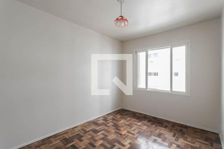 Quarto 2 de apartamento para alugar com 2 quartos, 78m² em Santa Maria Goretti, Porto Alegre