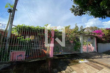 Casa à venda com 280m², 7 quartos e 2 vagasFachada