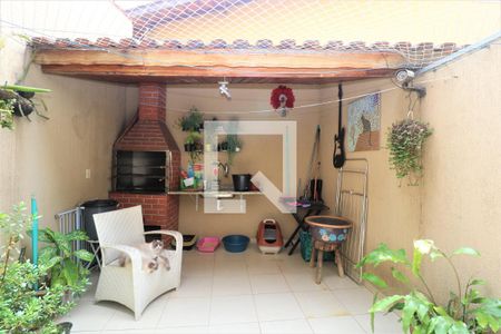 Casa à venda com 159m², 3 quartos e 3 vagasChurrasqueira