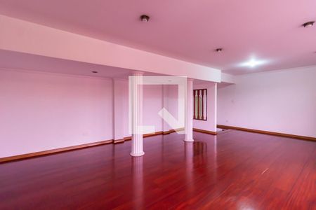 Sala de casa à venda com 4 quartos, 250m² em Conjunto Residencial Butanta, São Paulo
