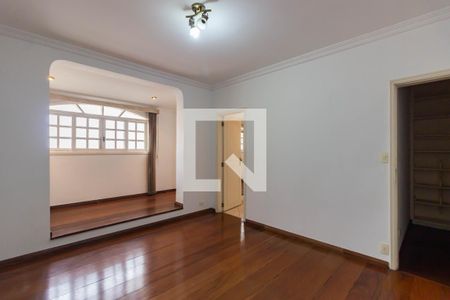 Suíte de casa à venda com 4 quartos, 250m² em Conjunto Residencial Butanta, São Paulo