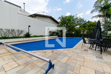 Apartamento à venda com 209m², 3 quartos e 5 vagas Apartamento à venda com 209m², 3 quartos e 5 vagasÁrea comum