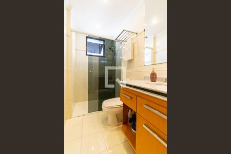 Apartamento à venda com 209m², 3 quartos e 5 vagas Apartamento à venda com 209m², 3 quartos e 5 vagasBanheiro Social 1