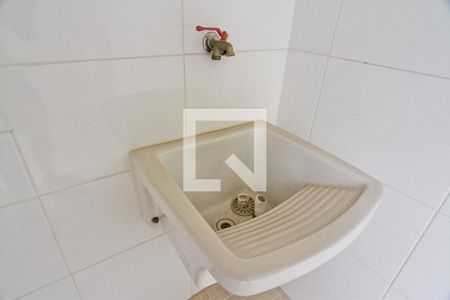 Casa de condomínio à venda com 95m², 2 quartos e 3 vagas Casa de condomínio à venda com 95m², 2 quartos e 3 vagasÁrea de Serviço