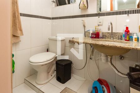 Apartamento à venda com 62m², 2 quartos e 1 vaga Apartamento à venda com 62m², 2 quartos e 1 vagaBanheiro