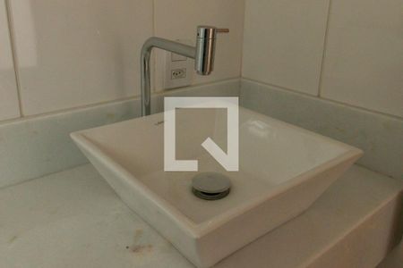 Casa de condomínio à venda com 98m², 2 quartos e 3 vagas Casa de condomínio à venda com 98m², 2 quartos e 3 vagasBanheiro - torneira