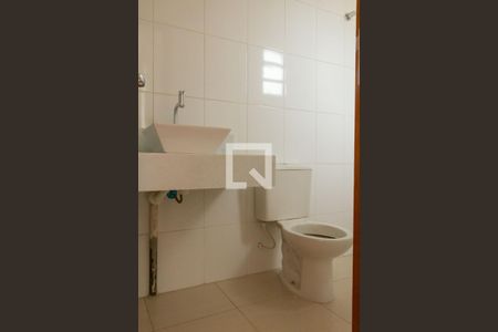 Casa de condomínio à venda com 92m², 2 quartos e 3 vagasBanheiro suite 2