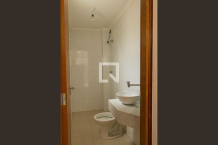 Casa de condomínio à venda com 92m², 2 quartos e 3 vagasBanheiro da Suíte 1