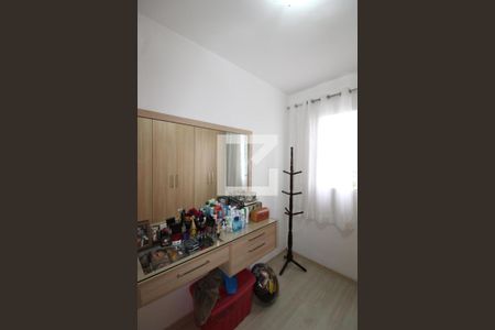 Casa à venda com 165m², 3 quartos e 2 vagasQuarto 2