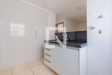 Apartamento à venda com 43m², 2 quartos e 1 vaga Apartamento à venda com 43m², 2 quartos e 1 vagaCozinha e Área de Serviço