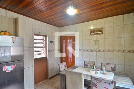 Casa à venda com 150m², 2 quartos e 2 vagasCozinha