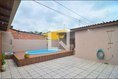 Casa à venda com 150m², 2 quartos e 2 vagasPátio