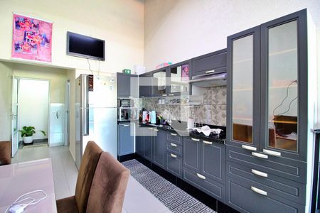 Apartamento à venda com 100m², 2 quartos e 1 vagaCobertura / Cozinha 