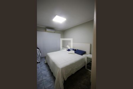 Casa à venda com 310m², 4 quartos e 2 vagas Casa à venda com 310m², 4 quartos e 2 vagasQuarto 2