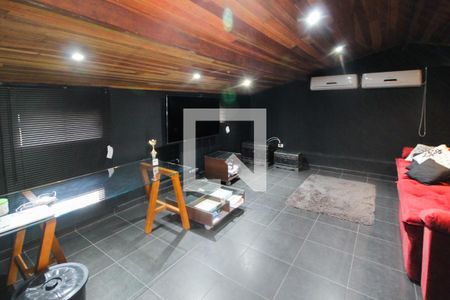 Casa à venda com 310m², 4 quartos e 2 vagas Casa à venda com 310m², 4 quartos e 2 vagasQuarto 4 / Sotão