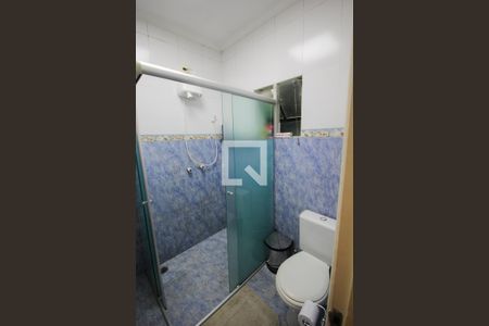 Casa à venda com 310m², 4 quartos e 2 vagas Casa à venda com 310m², 4 quartos e 2 vagasBanheiro Social