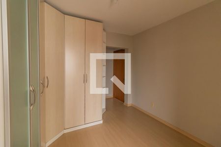 Apartamento à venda com 200m², 4 quartos e 2 vagasQuarto 2