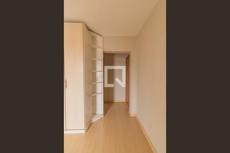 Apartamento à venda com 200m², 4 quartos e 2 vagasQuarto 2