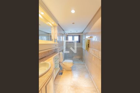 Apartamento à venda com 200m², 4 quartos e 2 vagasBanheiro do Quarto 3