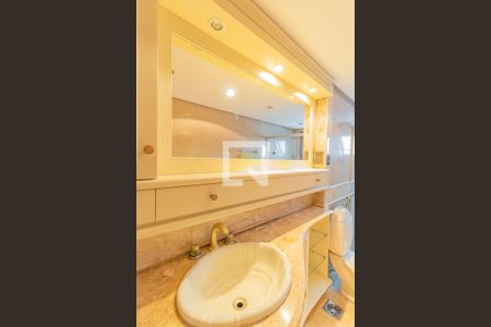 Apartamento à venda com 200m², 4 quartos e 2 vagasBanheiro do Quarto 3