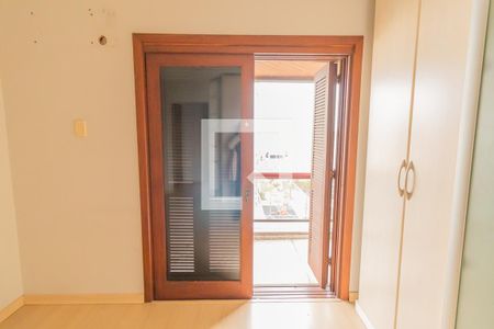 Apartamento à venda com 200m², 4 quartos e 2 vagasQuarto 2
