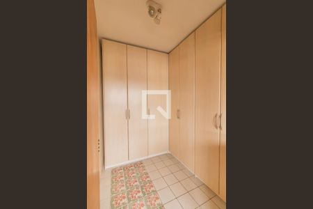 Apartamento à venda com 200m², 4 quartos e 2 vagasQuarto de Serviço