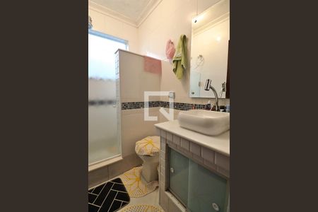 Casa à venda com 283m², 3 quartos e 2 vagasBanheiro da Suíte