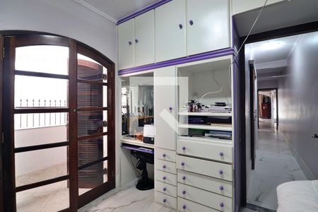 Casa à venda com 283m², 3 quartos e 2 vagasQuarto 3