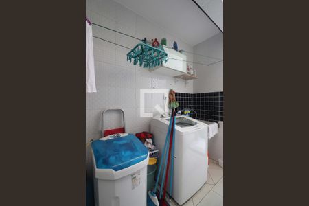 Casa à venda com 283m², 3 quartos e 2 vagasÁrea de Serviço