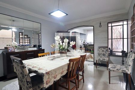 Casa à venda com 283m², 3 quartos e 2 vagasCopa