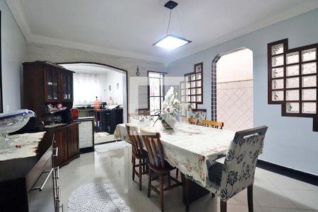 Casa à venda com 283m², 3 quartos e 2 vagasCopa