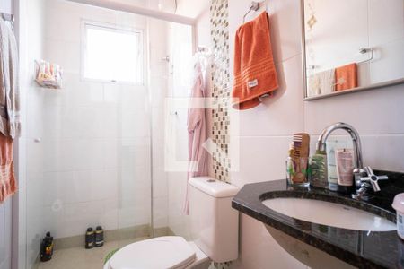 Casa de condomínio à venda com 65m², 2 quartos e 1 vaga Casa de condomínio à venda com 65m², 2 quartos e 1 vagaBanheiro do Quarto 1