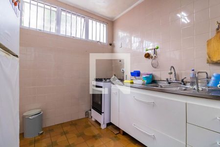 Casa à venda com 200m², 3 quartos e 2 vagas Casa à venda com 200m², 3 quartos e 2 vagasCozinha