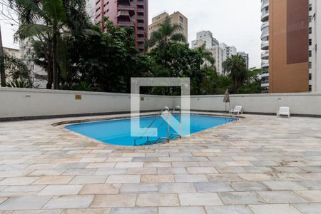 Apartamento à venda com 142m², 2 quartos e 2 vagas Apartamento à venda com 142m², 2 quartos e 2 vagasPiscina