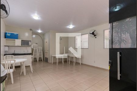 Apartamento para alugar com 45m², 2 quartos e 1 vaga Apartamento para alugar com 45m², 2 quartos e 1 vagaÁrea comum - Salão de festas
