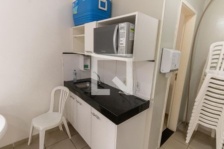 Apartamento para alugar com 45m², 2 quartos e 1 vaga Apartamento para alugar com 45m², 2 quartos e 1 vagaSalão de festas - Cozinha
