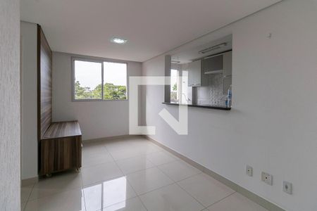 Sala de apartamento para alugar com 2 quartos, 45m² em Jardim Lallo, São Paulo