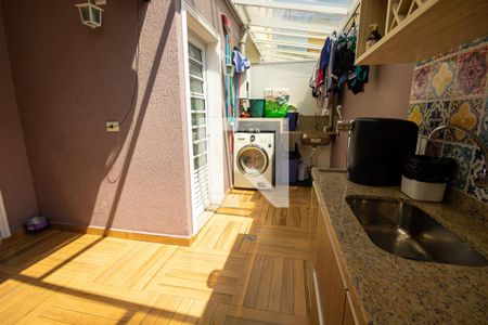 Casa à venda com 90m², 3 quartos e 2 vagas Casa à venda com 90m², 3 quartos e 2 vagasÁrea comum - Churrasqueira