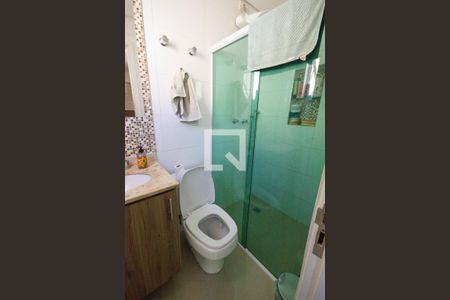 Casa à venda com 90m², 3 quartos e 2 vagas Casa à venda com 90m², 3 quartos e 2 vagasBanheiro da Suíte