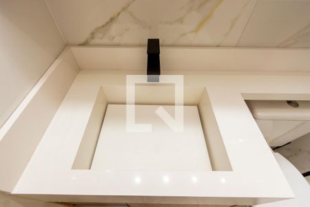 Apartamento à venda com 33m², 1 quarto e sem vagaDetalhe - Banheiro