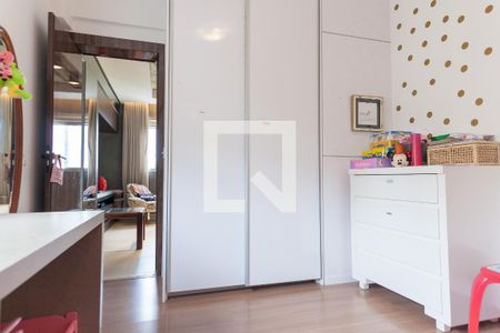 Apartamento à venda com 104m², 2 quartos e 2 vagasQuarto 2
