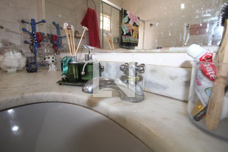 Casa à venda com 170m², 3 quartos e 1 vagaBanheiro Social